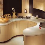 شبه طاولة دائرية