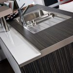 سطح العمل الظلام