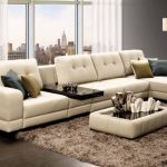 غرفة مريحة مع أريكة