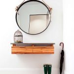 مرآة الحائط