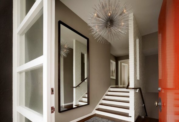 مرآة المدخل