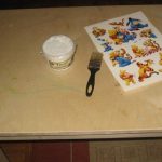 طاولة أطفال دكبج