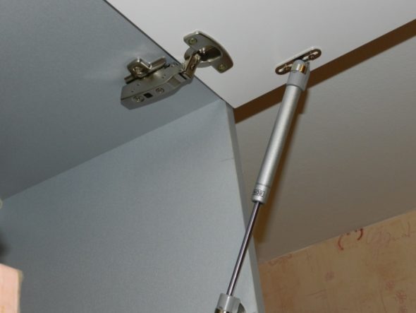 Closers لأثاث المطبخ