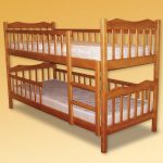 سرير بطابقين القفاز