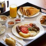 طاولة الإفطار وظيفية