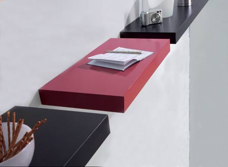 إرفاق الأرفف على الحائط بدون تثبيتات مرئية