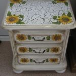 أثاث جديد من القديم