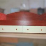 أريكة في سن المراهقة جان