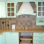 خزانة الزاوية في المطبخ الفيروز