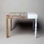 إصلاح وترميم الأثاث الخشبي