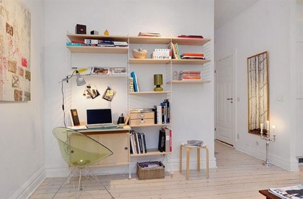 الجدران والرفوف