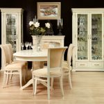 كراسي غرفة المعيشة البيج