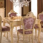 كراسي غرفة المعيشة جميلة