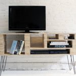 خزانة تلفزيون تفعل ذلك بنفسك رائعة