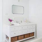 خزانة تحت المغسلة