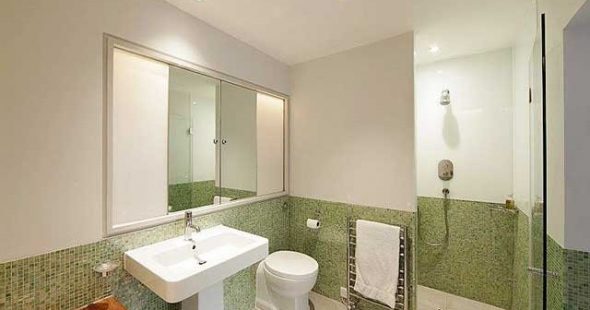 المرايا الزجاج المعشق سهلة التنظيف.