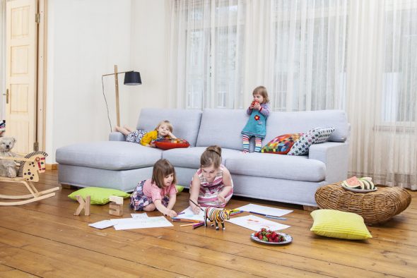 تنظيف الأريكة