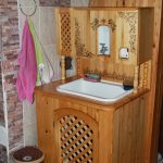 طاولة السرير خشبية تحت الحوض