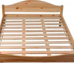 سرير الصنوبر