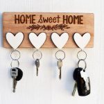 مدبرة المنزل