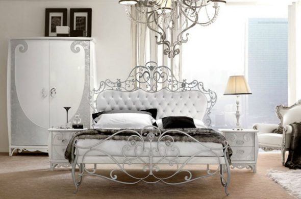 الأثاث الإيطالي مزورة