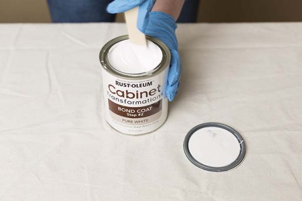 الطلاء الأبيض