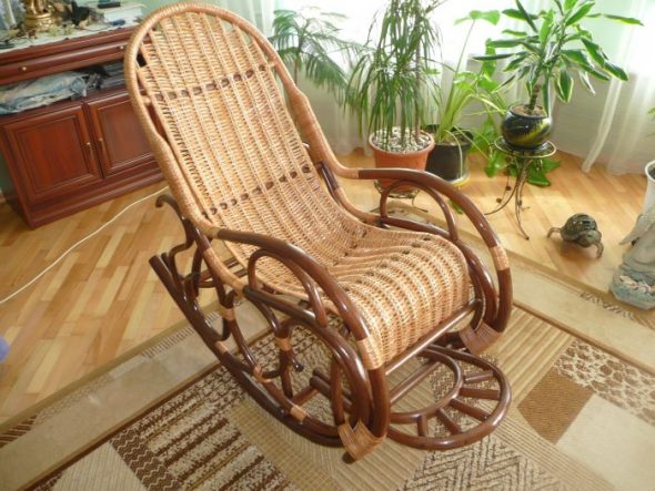 كرسي الصفصاف