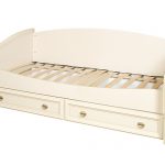 أريكة سرير للصور في سن المراهقة