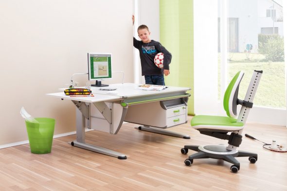 كرسي للأثاث تلميذ