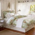 سرير لون دقيق