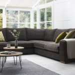 فرشاة النسيج أريكة