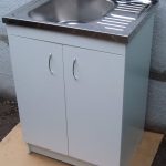 منضدة مستقيمة