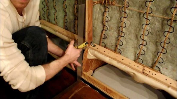 إصلاح أريكة