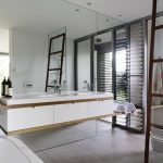 منضدة تحت الأفكار الصورة بالوعة