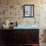 طاولة السرير