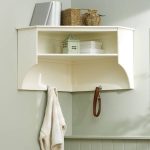 الجرف الزاوية في الردهة