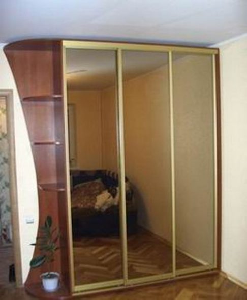  الأبواب المتطابقة الفضة