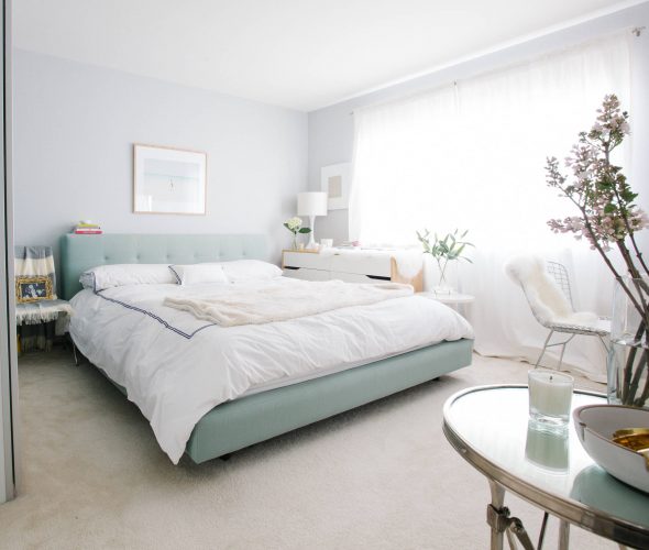 مركز الجذب هو السرير