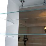 نصنع أرفف من الزجاج بأيدينا