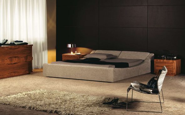 سرير بدون اللوح الأمامي CARVE