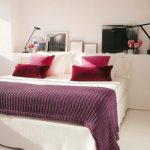 السرير دون الظهر واللوح الأمامي