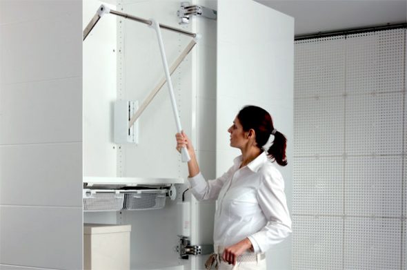 رفع الملابس