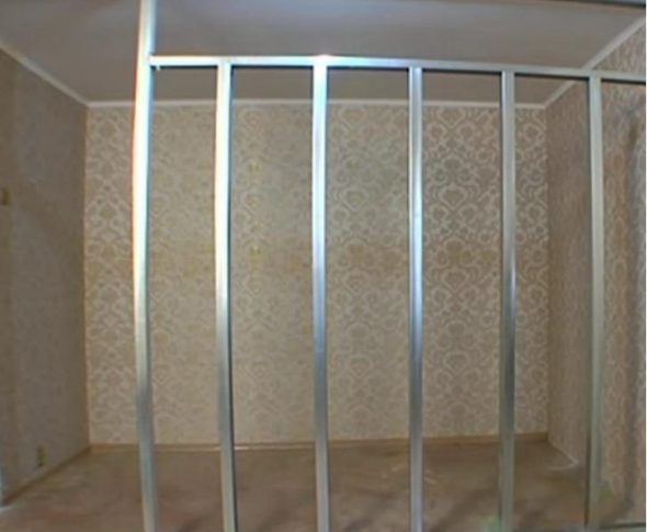 الشخصية المعدنية هي ضمان للقوة الهيكلية.