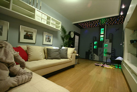 فوق الأريكة - أرفف