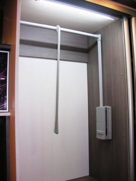 البانتوجراف لخزائن أنواع الكوبيه