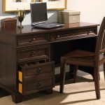 مكتب لتفعل نفسك