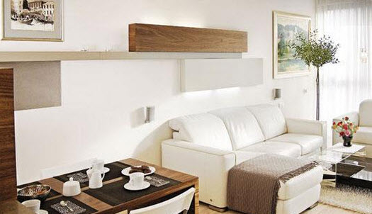 الفضاء فوق الأريكة