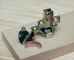 حفر (المضافة) الثقوب