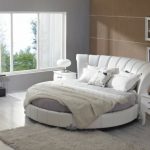 فكرة تصميم السرير الجولة