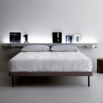 السرير للمنزل